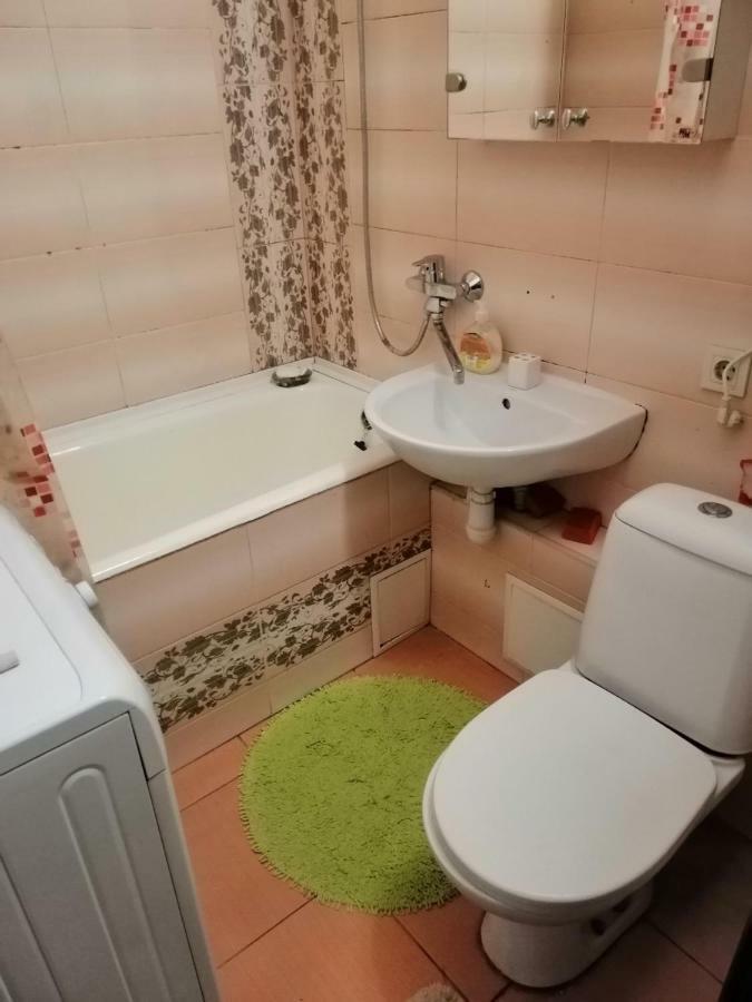 Apartments On Dontsya, 12 Κίεβο Εξωτερικό φωτογραφία