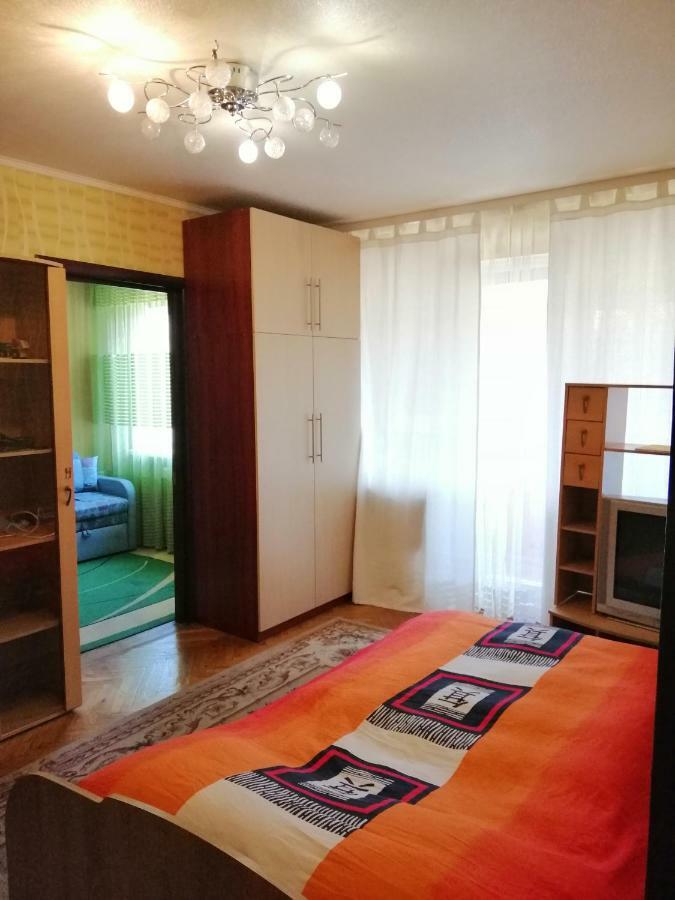 Apartments On Dontsya, 12 Κίεβο Εξωτερικό φωτογραφία