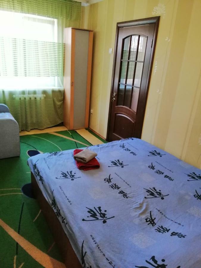Apartments On Dontsya, 12 Κίεβο Εξωτερικό φωτογραφία
